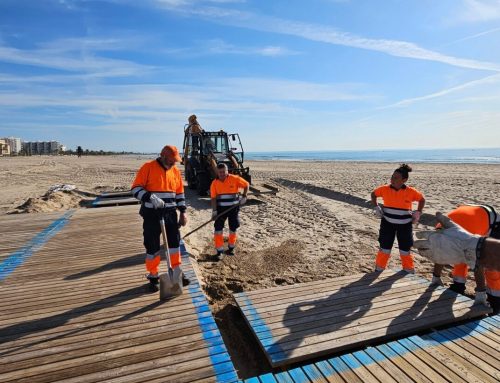 SAG refuerza los servicios de limpieza y mantenimiento de playas de Sagunto ante el inicio de la temporada de verano